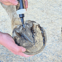 Load image into Gallery viewer, The Hoof Co. - Hoof IX Pure Squeezable Hoof Gel